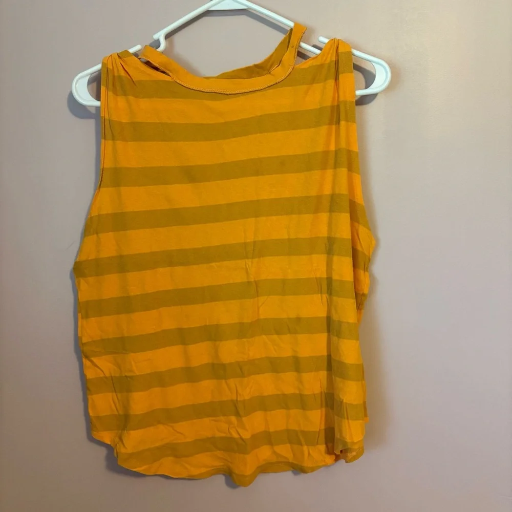 💚We The Free Gold Striped Tank Top - Picture 1 of 7